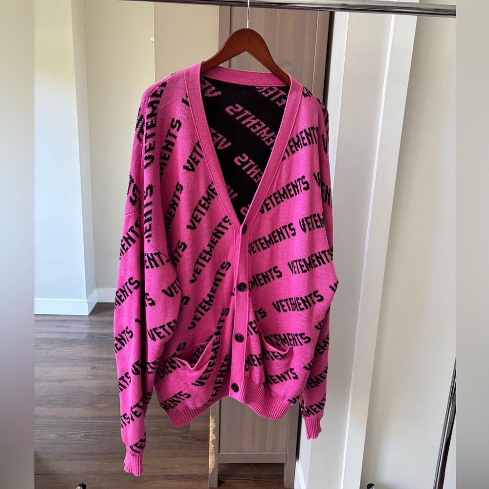 Vetements Vibrant Pink Logo Cardigan